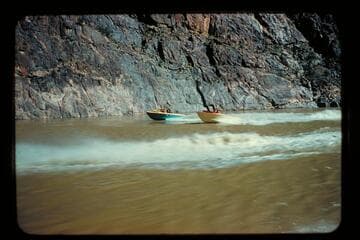 Jets on Lake Mead