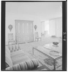 Go to image 4.